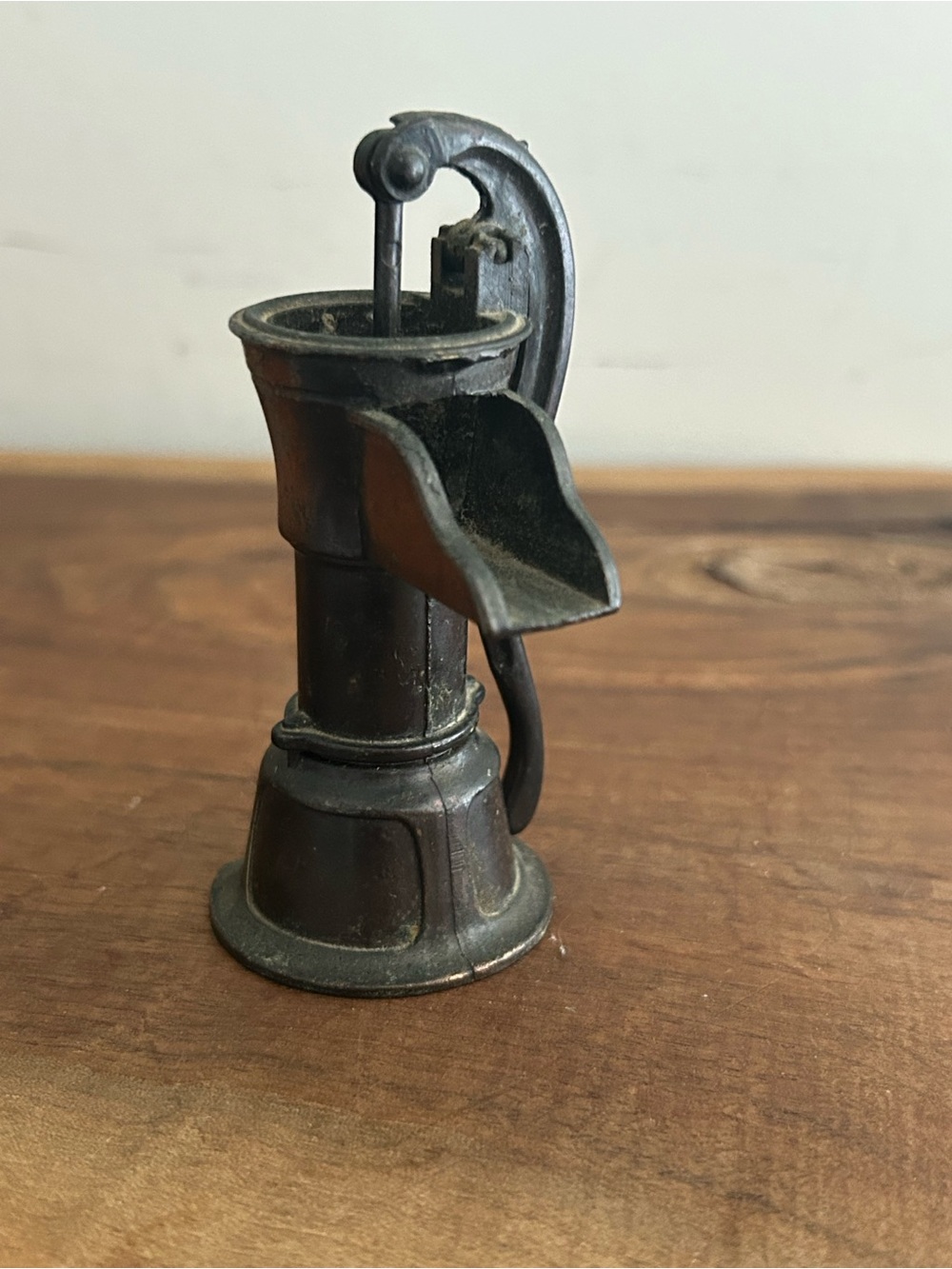 Vintage-Style Metal Water Pump Pencil Sharpener Black 3.5”H